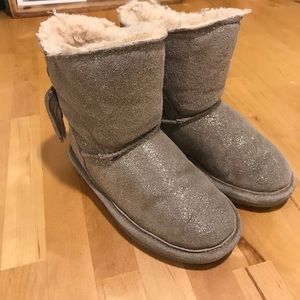 BearPaw size 8
